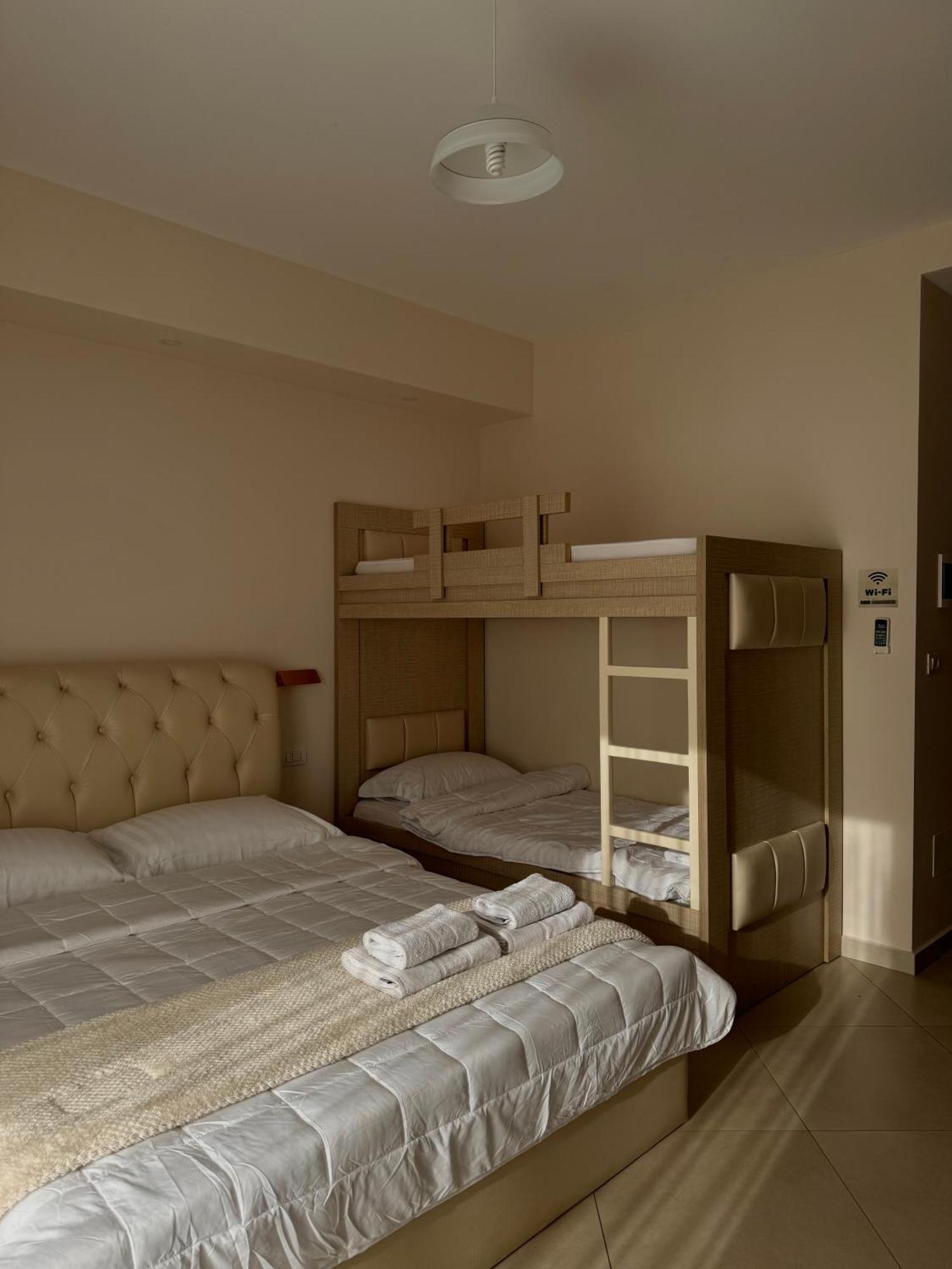 Vila Majola Sarandë Exterior foto